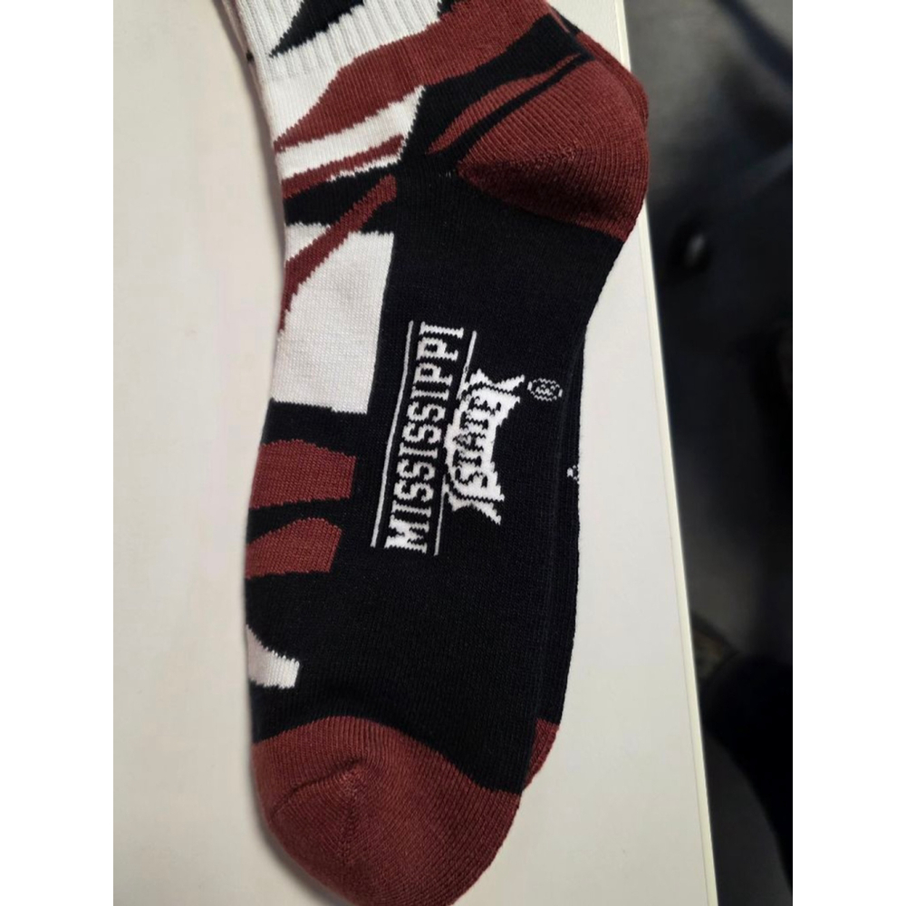 Men's For Bare Feet Casual Socks L Black Maroon Mississippi State - Picture 2 of 5